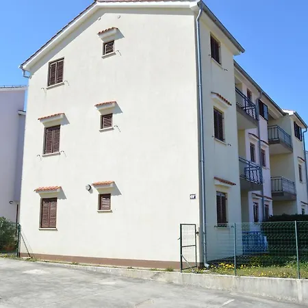 Apartment Blue Orchid Malinska