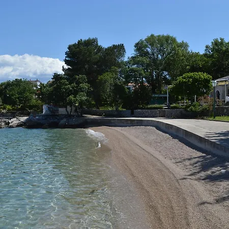 Blue Orchid Apartment Malinska